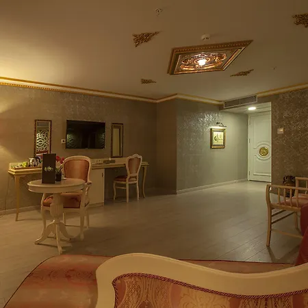 엠파이어 스위트 호텔 3*