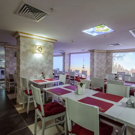 호텔 엠파이어 스위트 3*