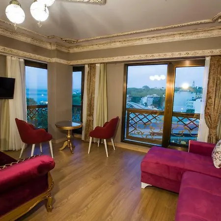 호텔 엠파이어 스위트 3*