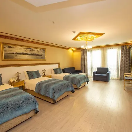 엠파이어 스위트 3*