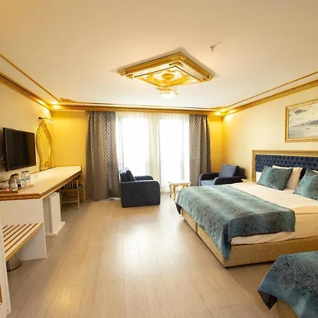 Empire Hotel