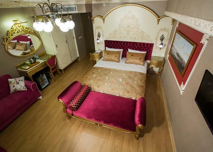 Empire Отель 3*