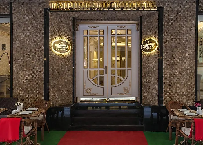 Empire Отель 3*